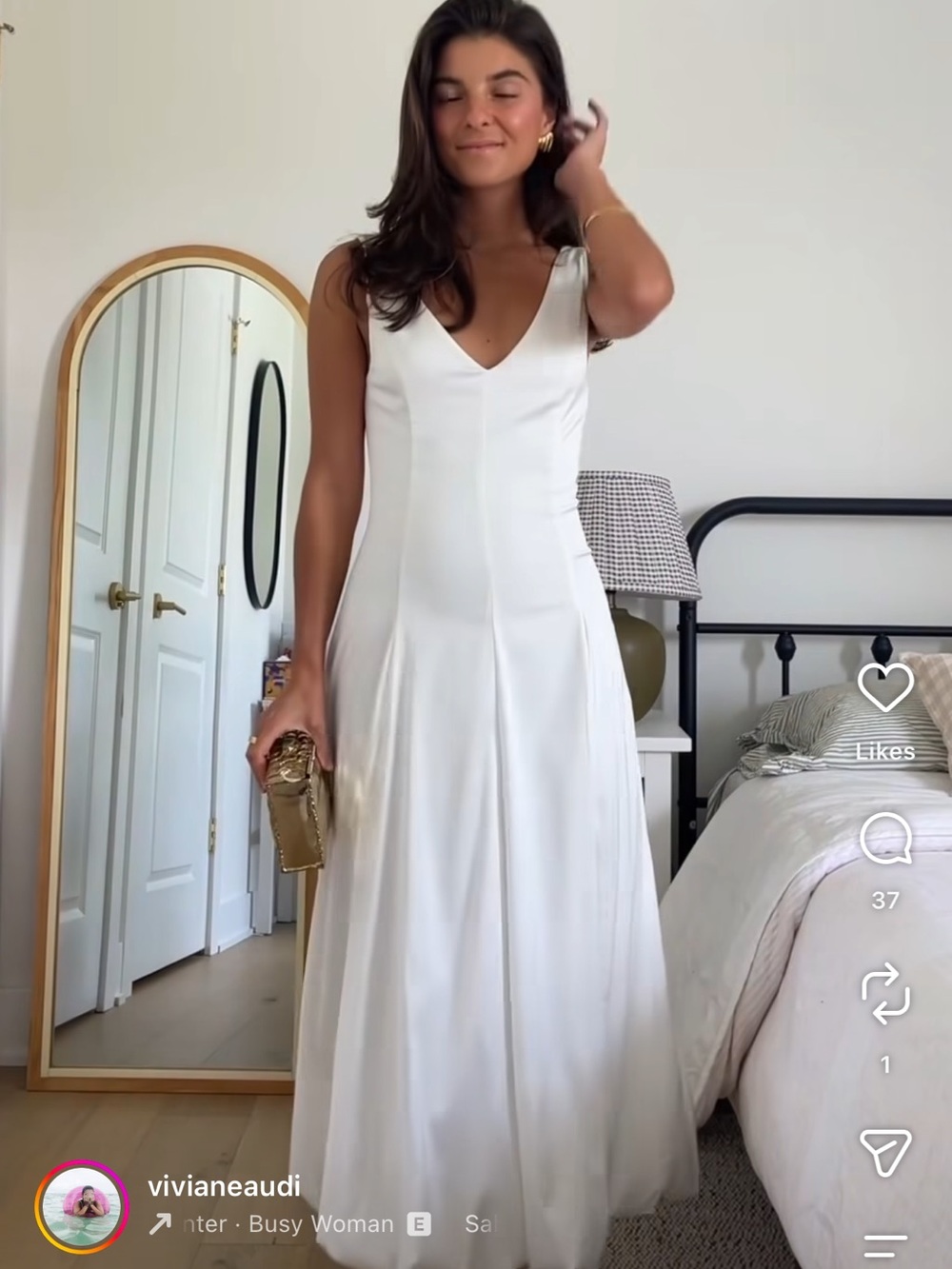 A&F Plunge Bubble Hem Midi Dress - Picture 3 of 4